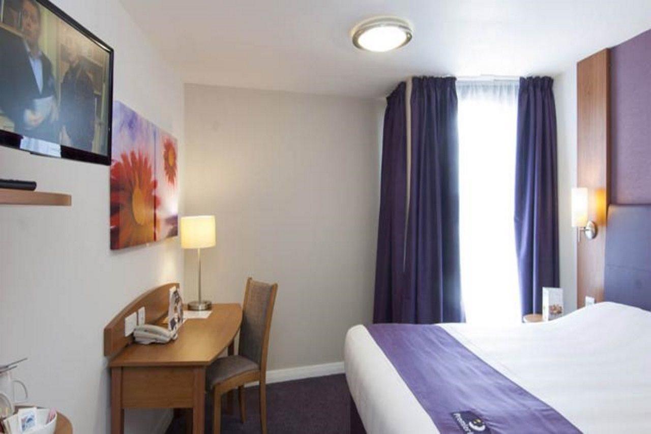 Premier Inn Newcastle City Centre Millennium Bridge 外观 照片