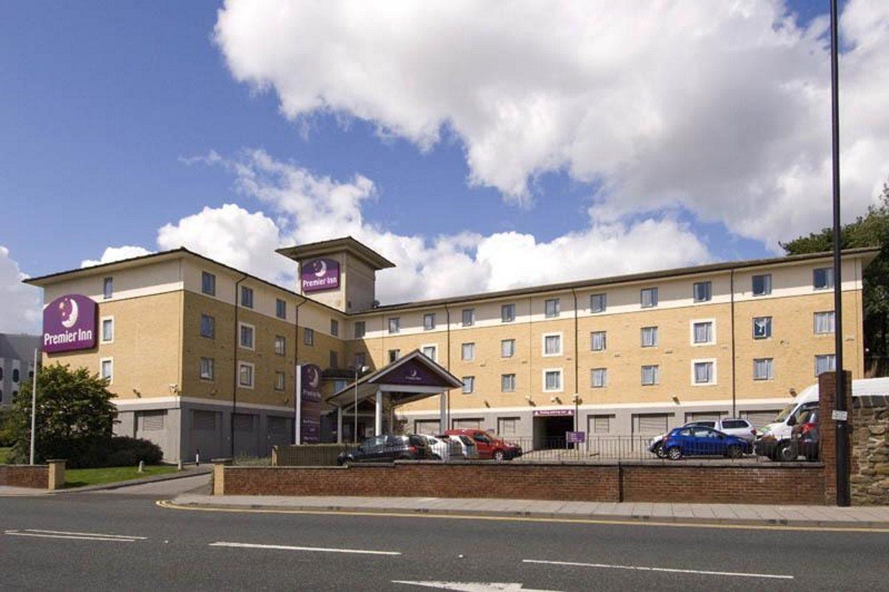 Premier Inn Newcastle City Centre Millennium Bridge 外观 照片
